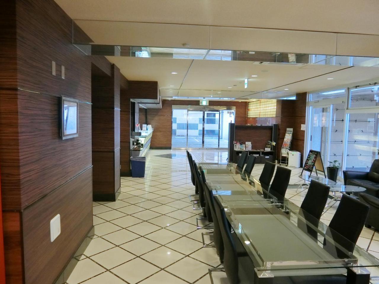 中央绿洲酒店 酒店
